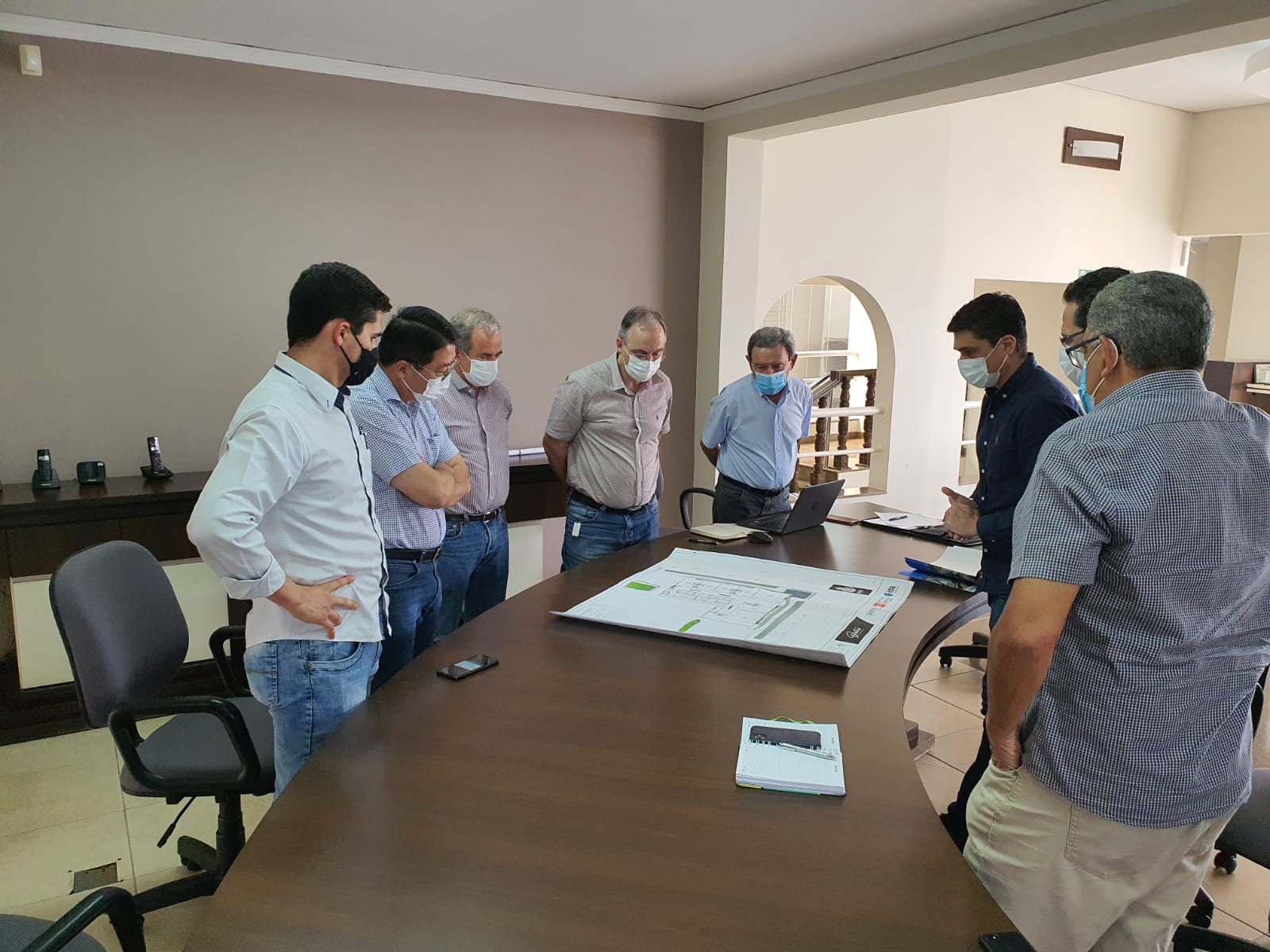 Reuniões semanais definem projeto