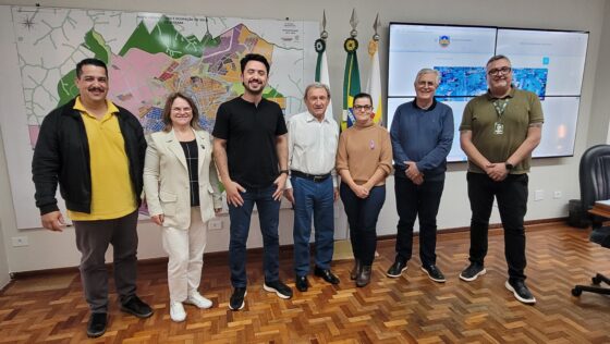 Prefeitura, ACIA e SIVANA discutem programação do Natal e Aniversário de Apucarana