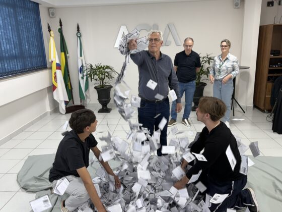 ACIA sorteia R$ 10 mil em vales-compra e movimenta o comércio local